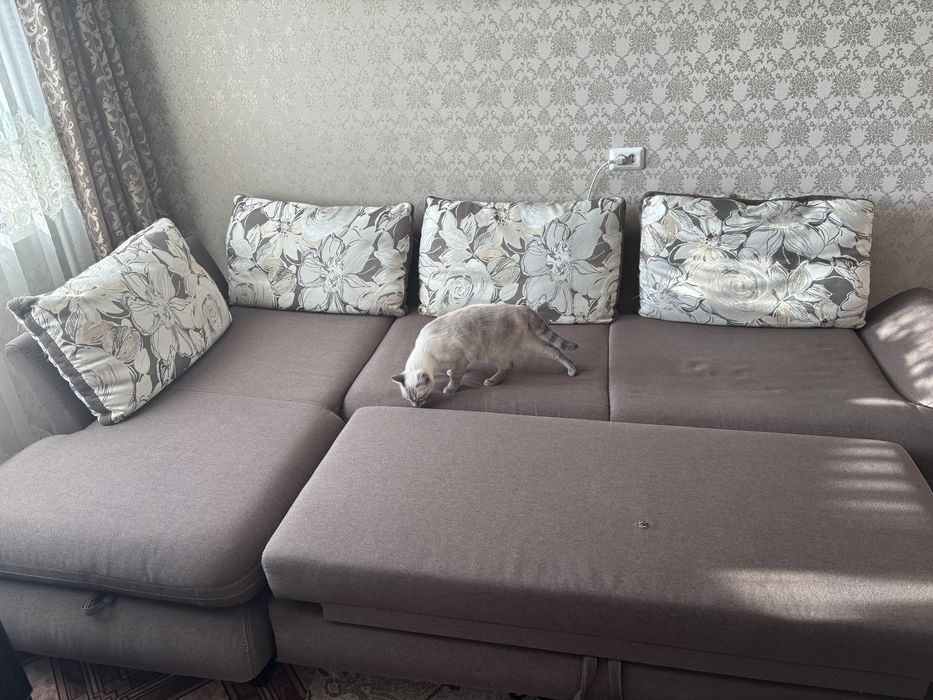 Угловой диван (б/у)