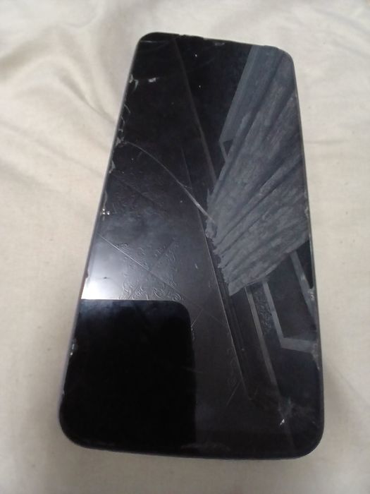 Продам vivo y17s