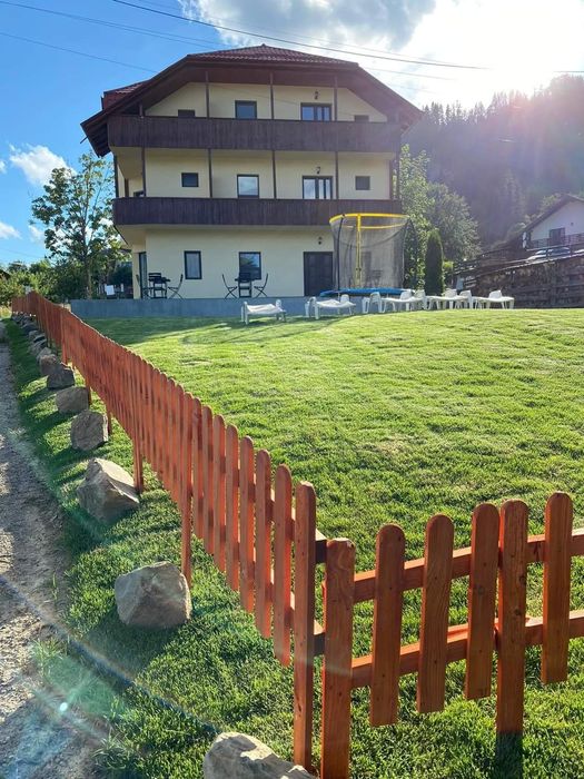 Cazare Pensiune Cabana  Colibita