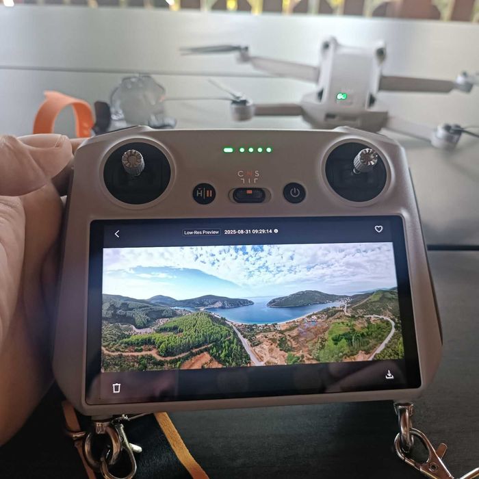 Дрон DJI Mini 3 Pro - Fly More Combo