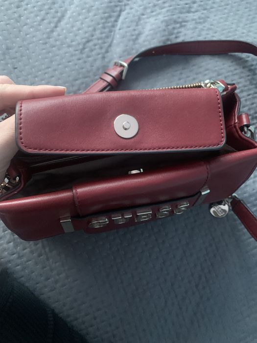 Чанта през рамо Guess