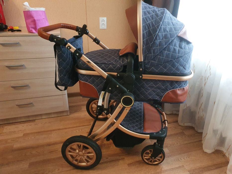 Продаю коляску б/у