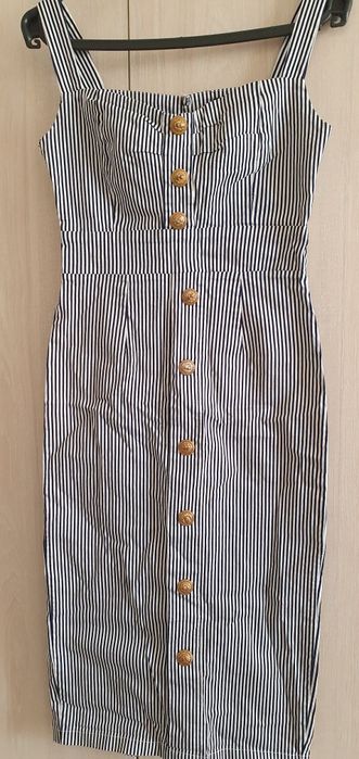 Платье в цветочку 1 раз одели,  в полоску новый, качество х/б,  импорт