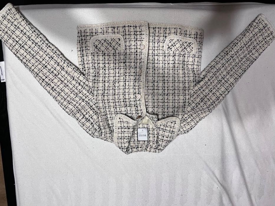 Елегантно сако от туид