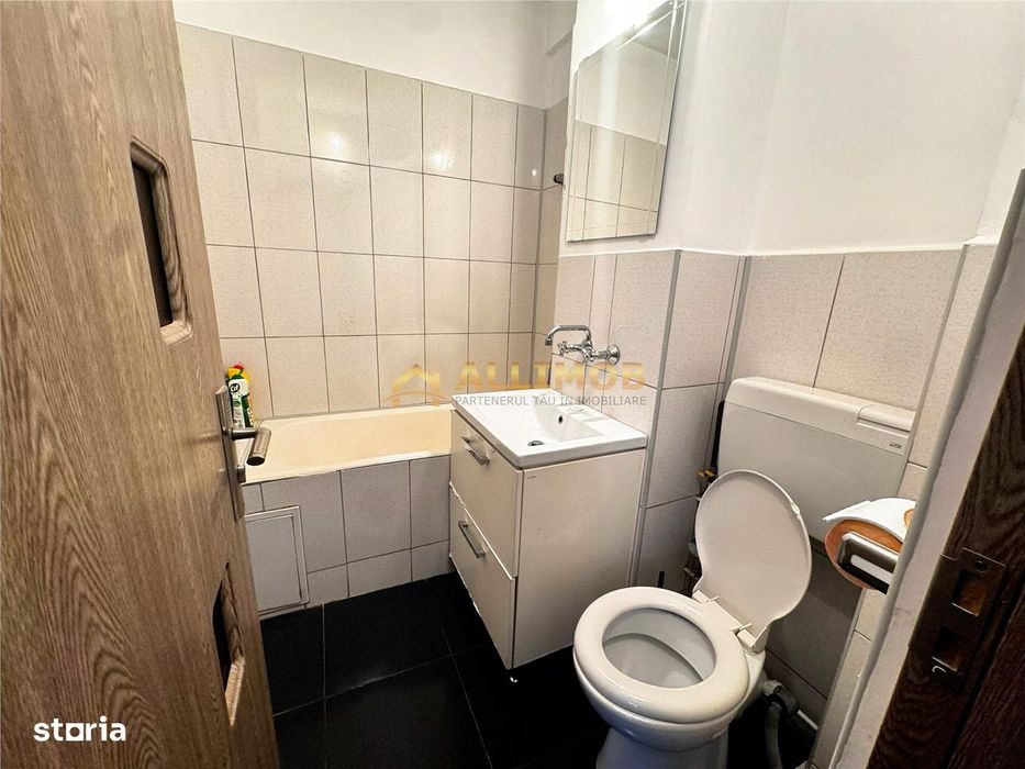 Apartament 3 camere de vânzare în Ploiesti, zona Andrei Muresanu – 54