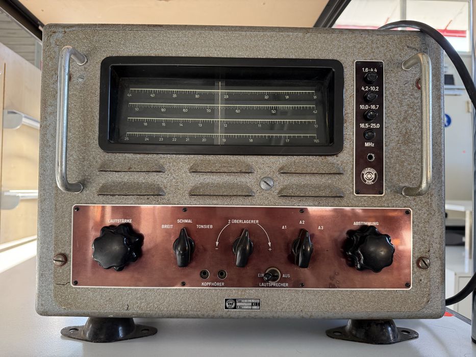 Radio profesional,receptor HF,echipament militar