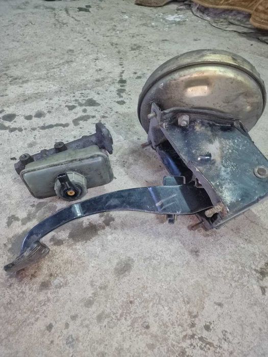 Вакуумный усилитель тормозов