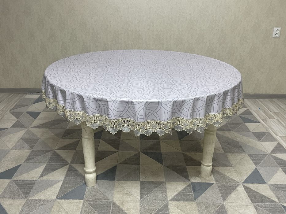 Продам стол + стульчики