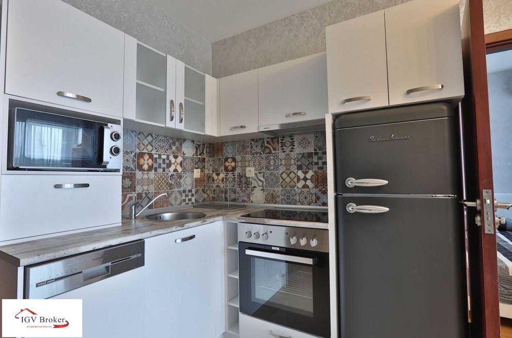 Дава се под наем Двустаен апартамент в София, Люлин 9 - 68 кв.м за 637.5 € - Снимка #5