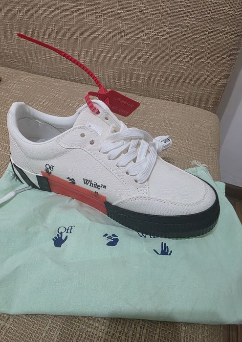 Adidasi off white dama