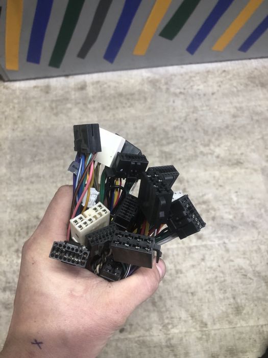 Фишки для автомагнитол