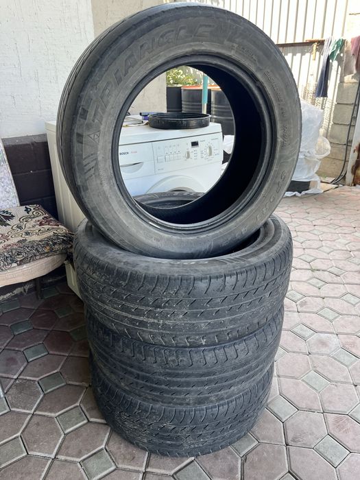 Продам шины летние 215/65/16