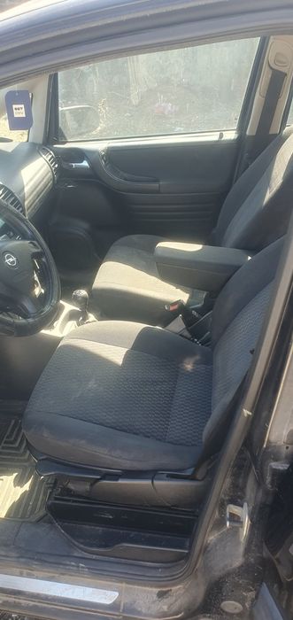 Opel Zafira 2.0DTI 101ks 2003 год на части