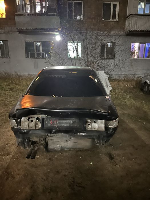 Ауди 100с4 2.6 миханика