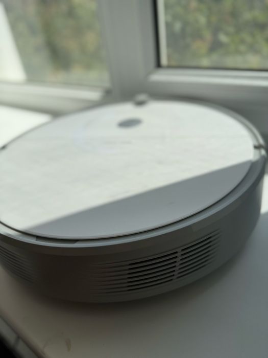 Продам робот пылесос