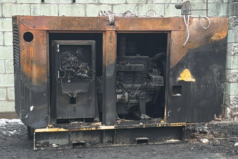 Продам генератор на запчасти