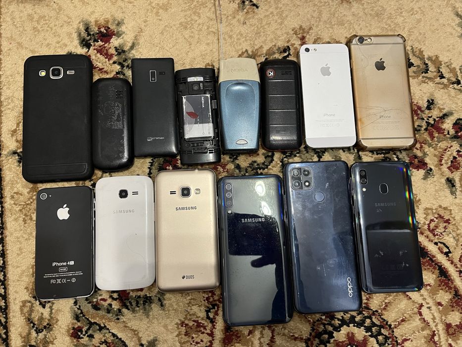 Продам сотовый телефоный