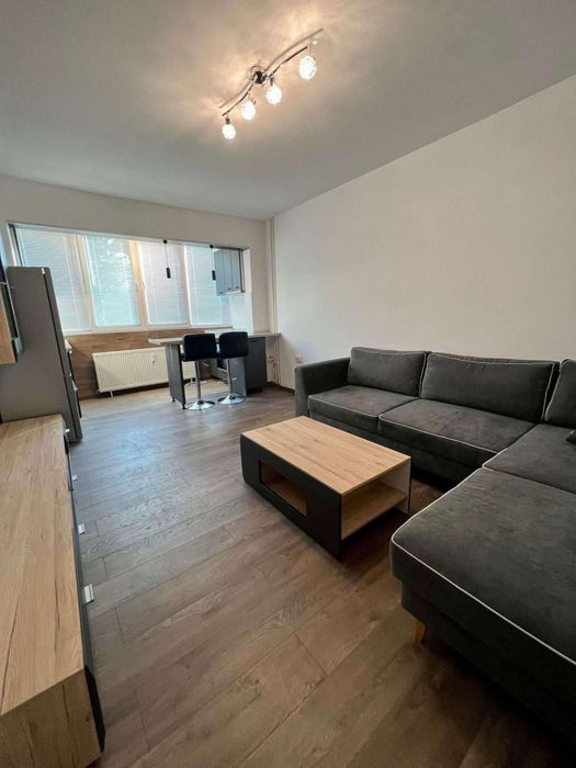 Двустаен  апартамен в жк. Фондови жилища