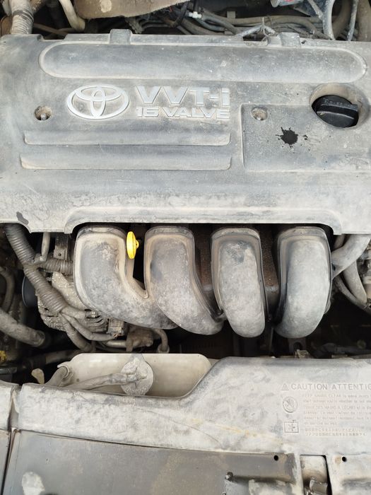 Продавам Тойота Авенсис 1,8 газ бензин