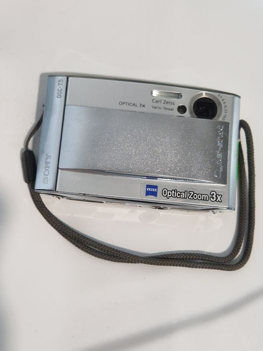 Camera foto digitala Sony
