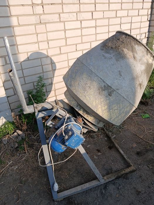 Сдам бетономешалку