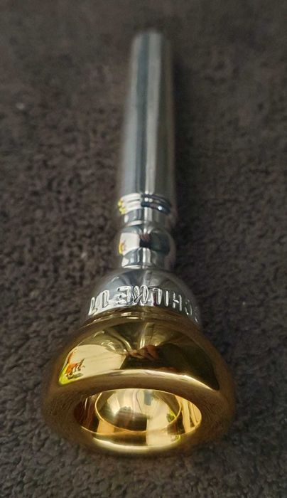 Muștiuc trompeta original SCHILKE 17