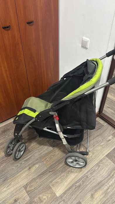 Продам коляску детскую