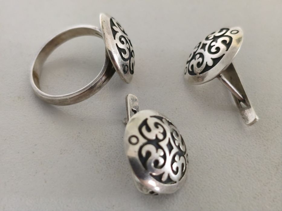 Серебро. 925 пр. Кольцо и серьги. Набор.