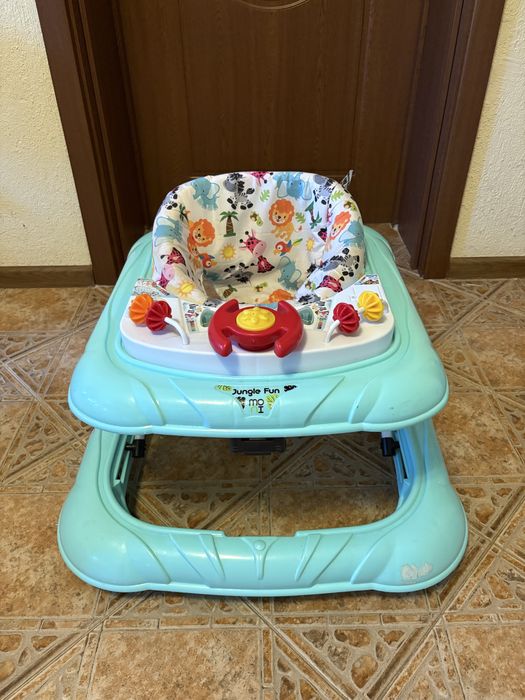 Бебешка проходилка Moni