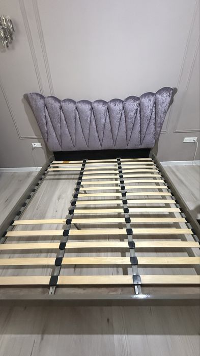 Каркас кровати без матраца