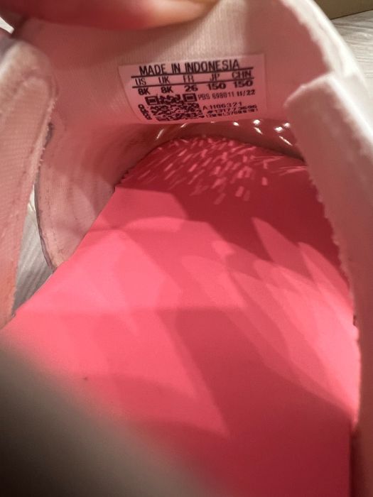 2ч Лот Adidas сандали и маратонки 26