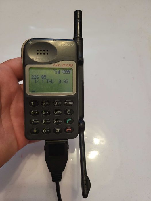 Sony Z1 cu butoane