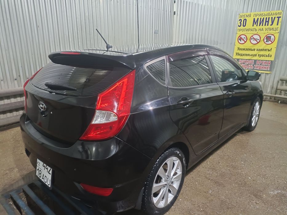 Хюндай акцент 2012