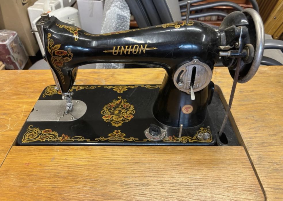 Masina de cusut vintage Union, made in URSS