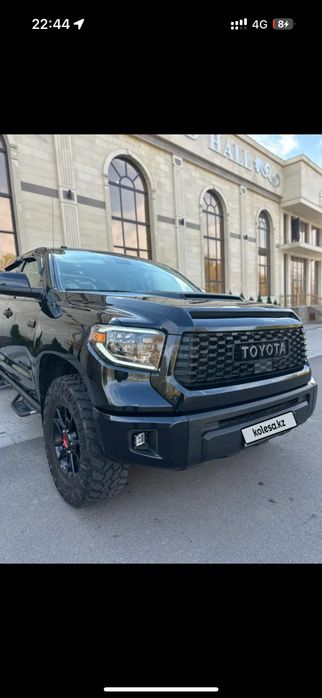 Продам toyota tundra