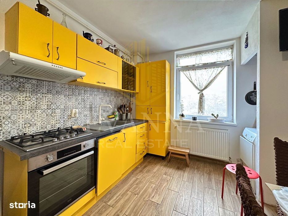 Apartament 2 camere decomandat - DE VÂNZARE