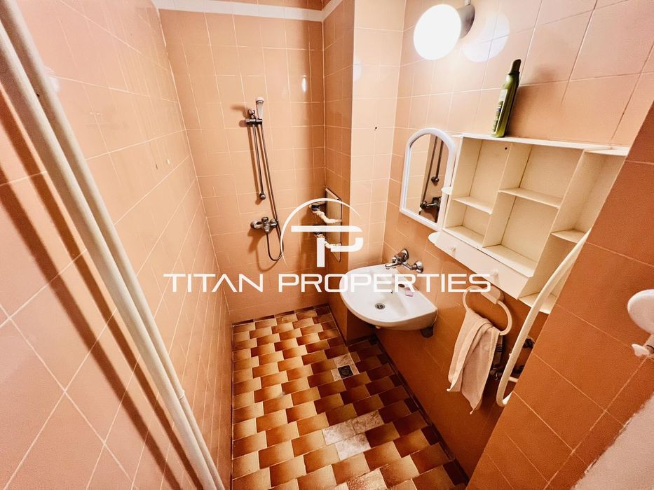 Дава се под наем Тристаен апартамент в Бургас, Братя Миладинови - 90 кв.м за 453.9 € - Снимка #8