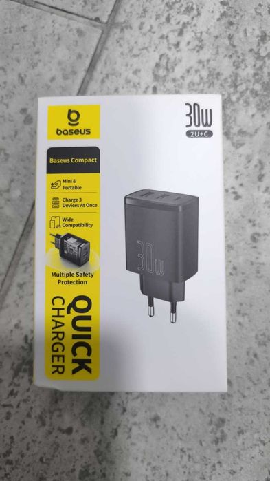 Incarcator Retea Baseus Compact Quick Charger 30W 3 Porturi (1x USB-C + 2x USB-A) Sigilat / NOU