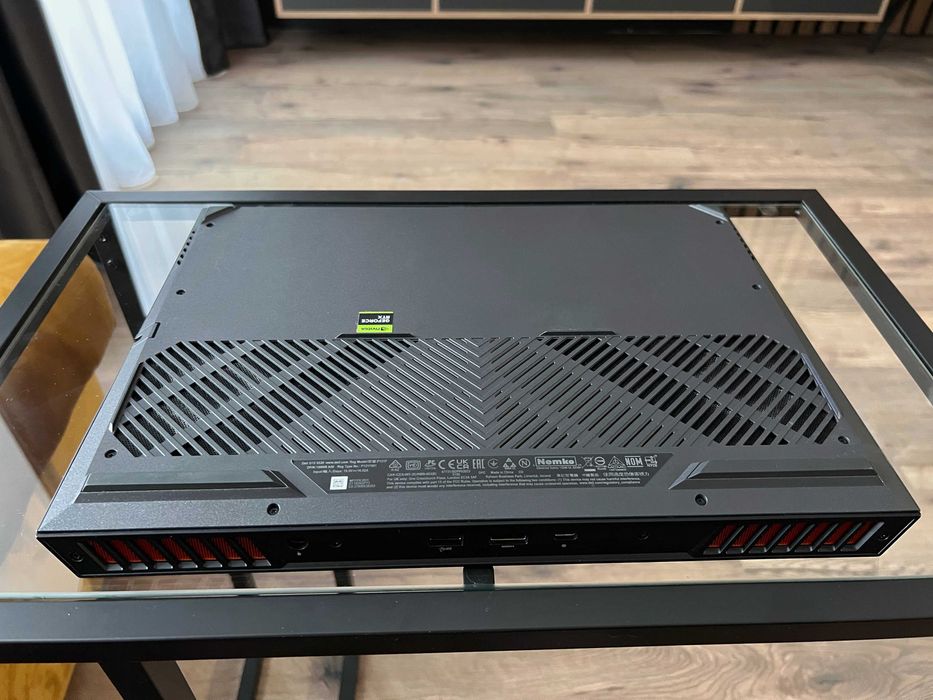 Dell G15 5530 i7 RTX 4060 8GB / 2TB SSD-Перфектно състояние В ГАРАНЦИЯ