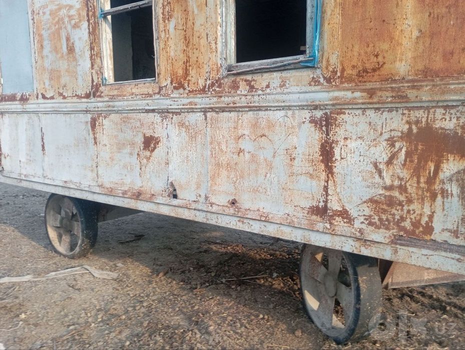 Namanganda Vagon sotiladi narxi 17 Milyon