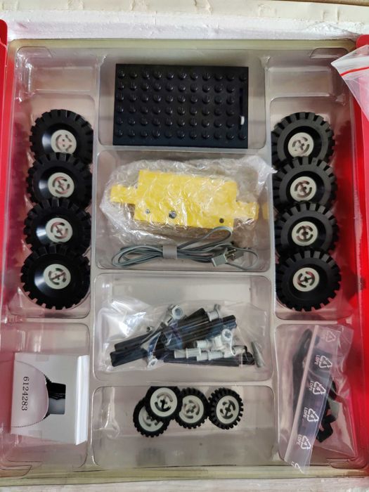 Колекционерски сетове LEGO BASIC 80те години