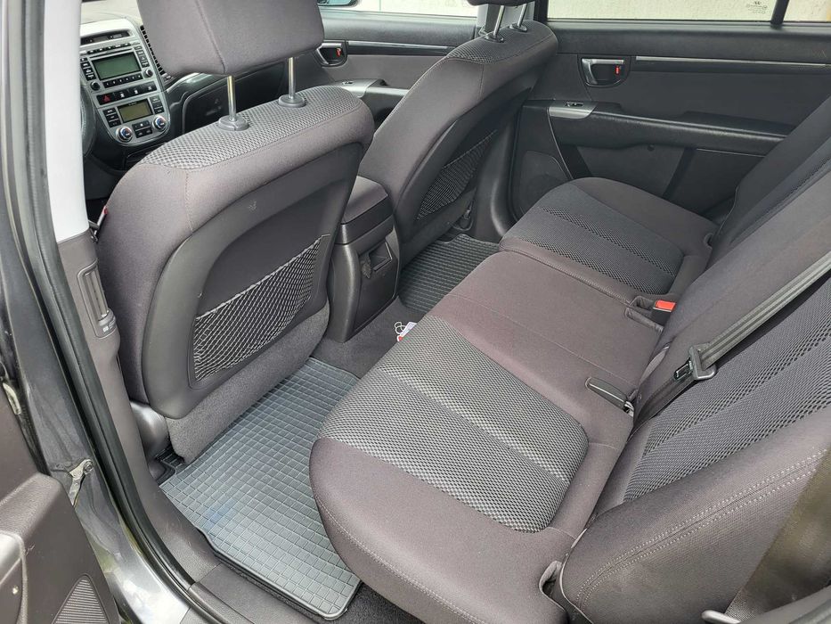 Autoturism Hyundai santafe 2010