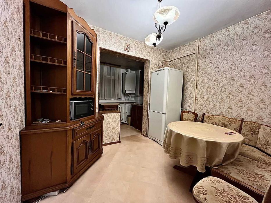 Двустаен имот в Карпузица