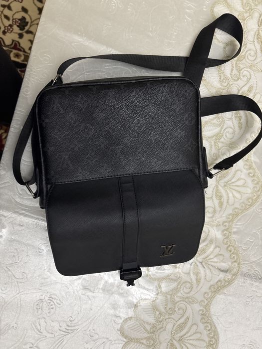 Барсетка Louis Vuitton (LV)