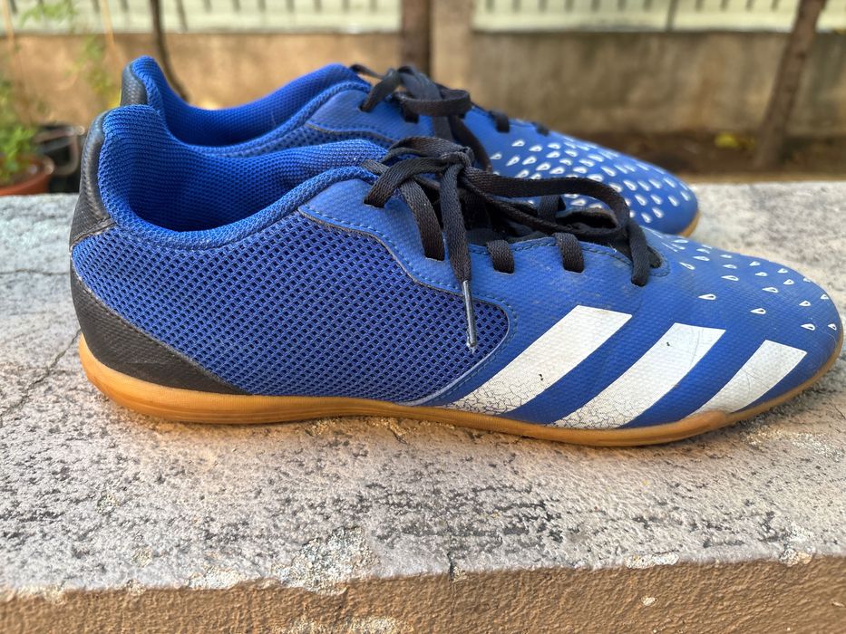 Adidasi de fotbal Adidas Predator