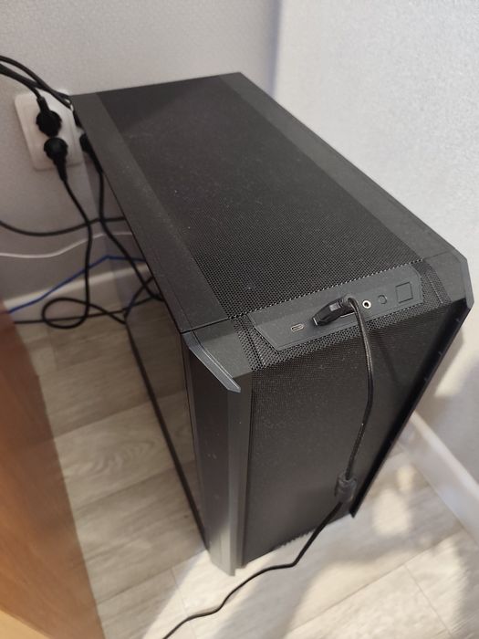 Игровой компьютер. Отдам за 550 тому кто заберёт до 15 апреля