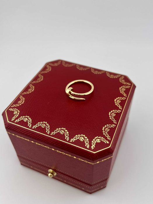 Кольцо Cartier Juste un Clou