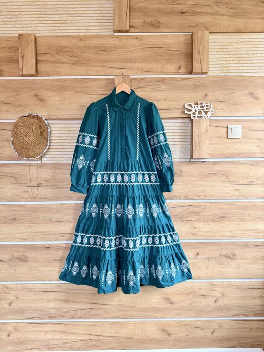 Разкошна лятна бохо рокля Zara