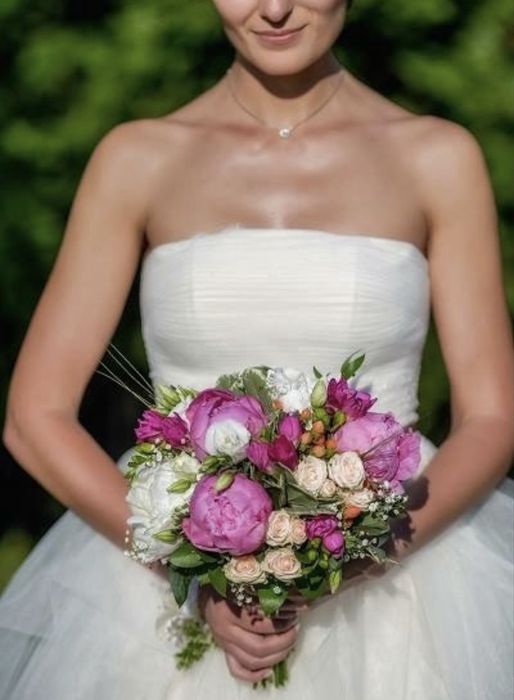 Rochie de mireasa cu corset (Divine.ro) din tulle