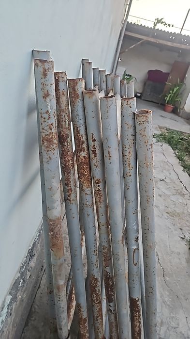 Lesa komplekt temir katta va kichik razmerda.